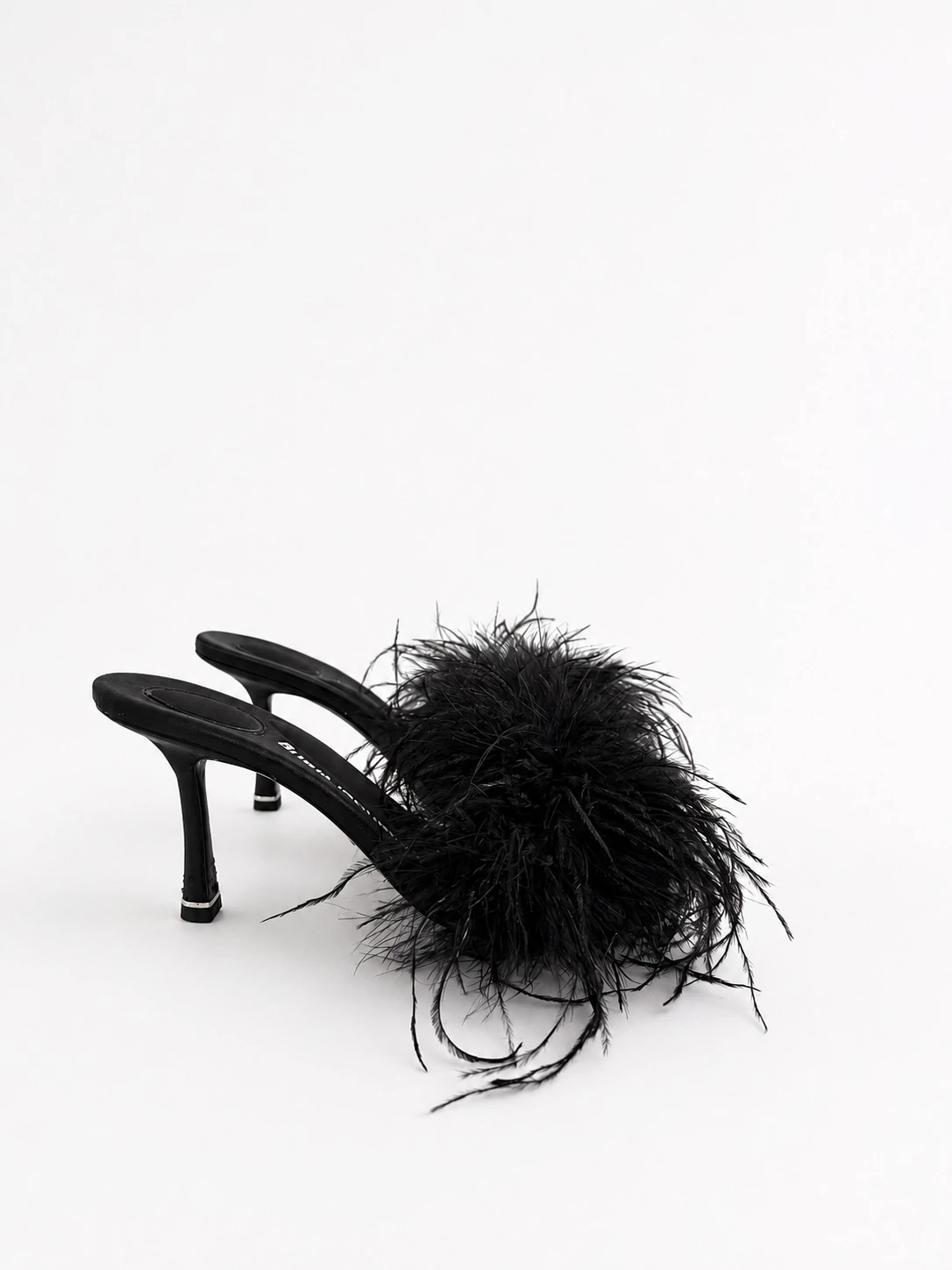 Mules Feather-Trimmed Satin de Alexander Wang
