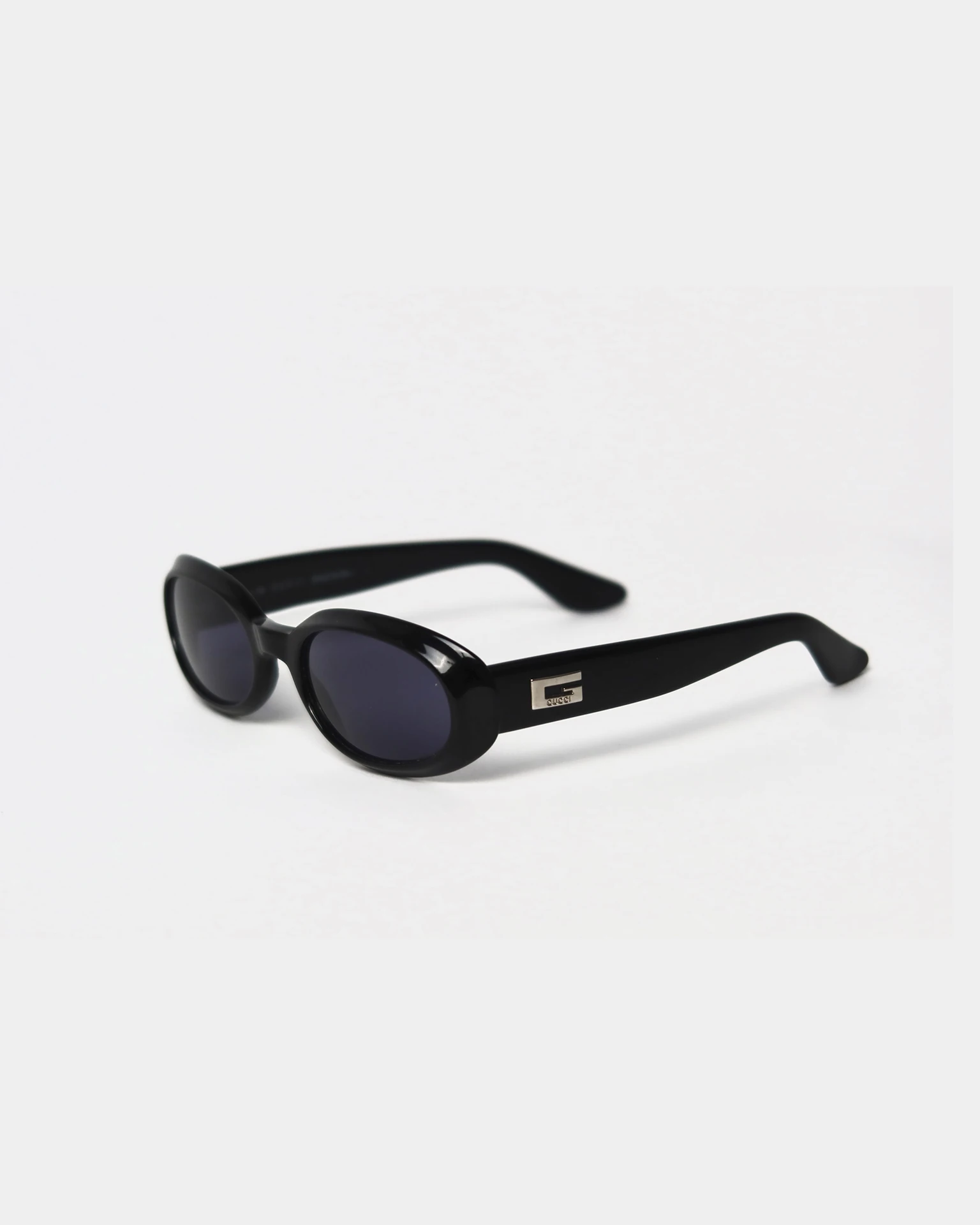 Lentes G Logo Oval de Gucci
